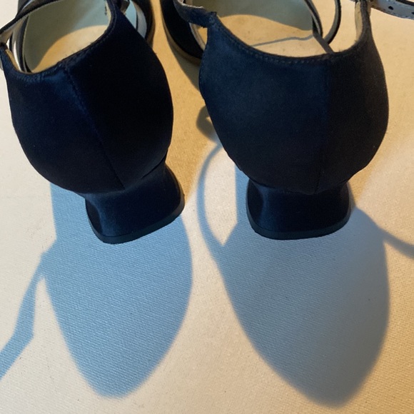 NWOT Unlisted Navy Blue Chunky Heel Shoes - Picture 3 of 7